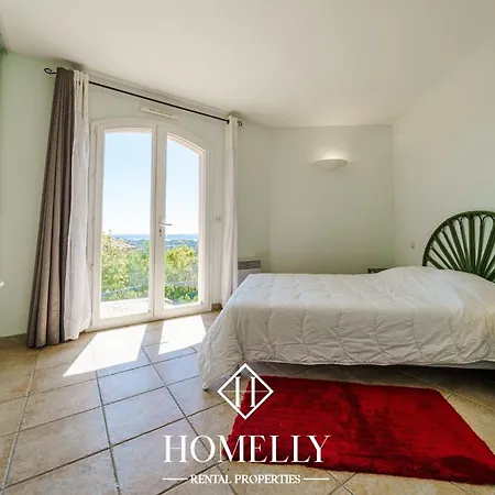Villa Avec Vue Panoramique Sur Le Golfe De St Tropez - Bicotine *