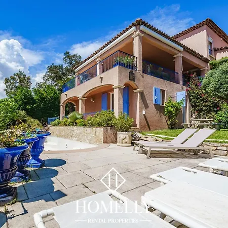 Avec Vue Panoramique Sur Le Golfe De St Tropez - Bicotine Villa *